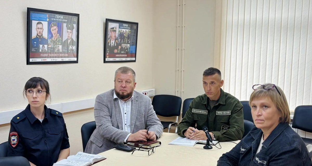 Полиция и «Юнармия» начнут совместную работу с трудными подростками в Костромской области