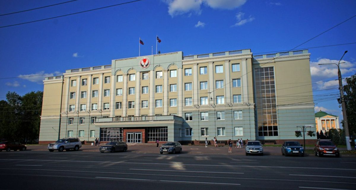 Школьник задержал грабителя, а теперь он младший сержант и заместитель командира учебного взвода