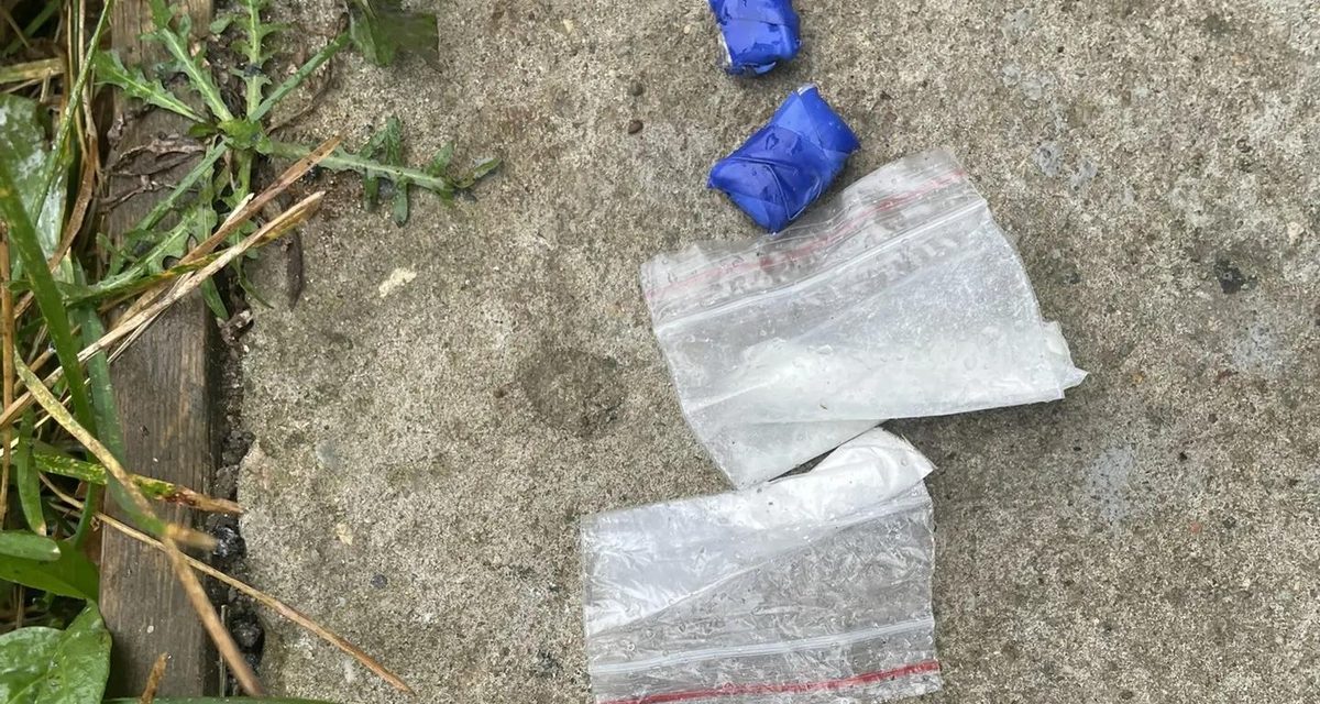 Жительница Мантурово приехала в Кострому с мужем и попала в больницу с 27 свертками наркотика